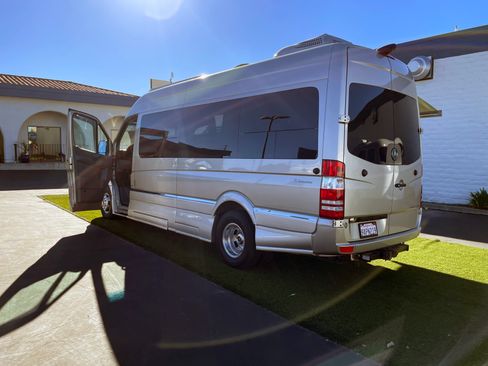 Used 2014 Mercedes-Benz Sprinter 4500 image 12