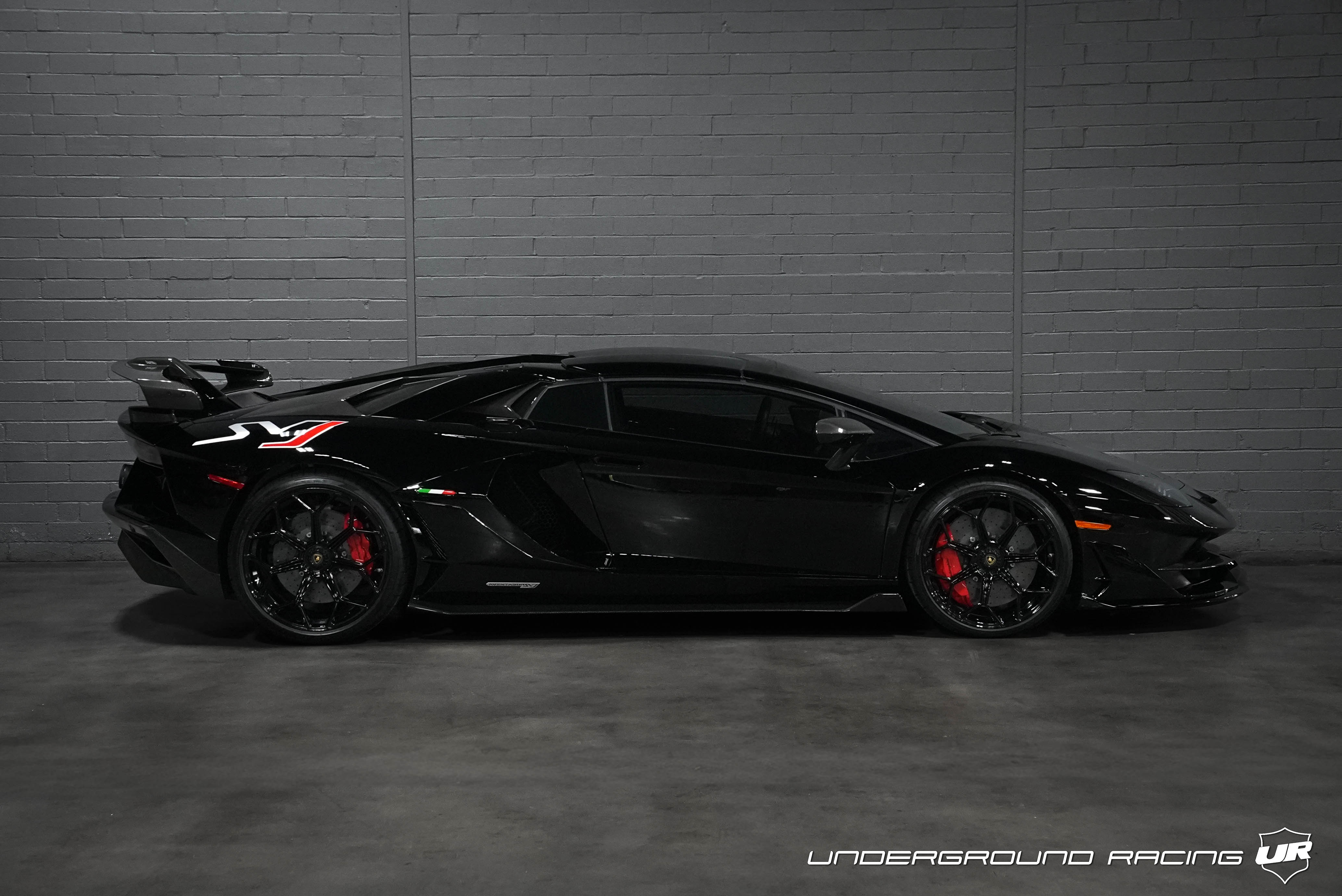 Used 2021 Lamborghini Aventador SVJ Roadster AWD/4WD image 7