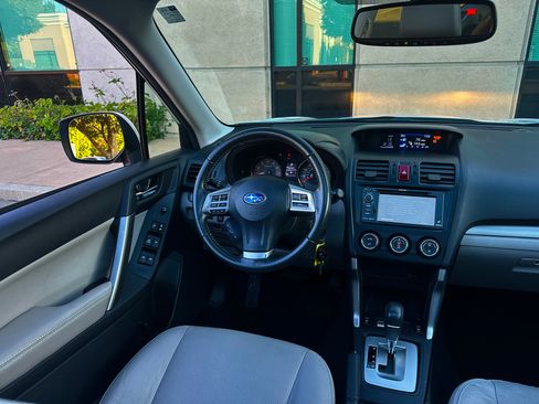 Used 2014 Subaru Forester 2.5i Limited AWD/4WD image 23