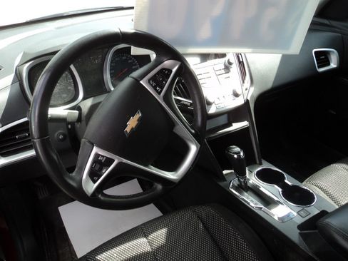 Used 2016 Chevrolet Equinox LT image 6