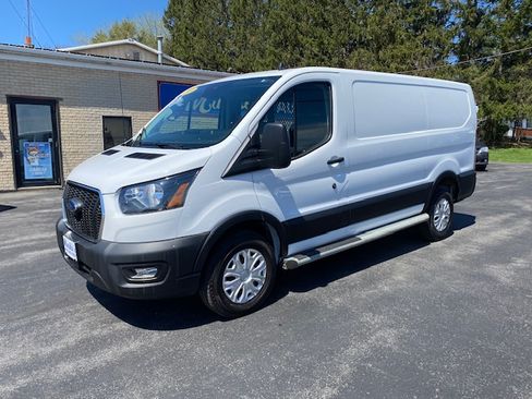 Used 2024 Ford Transit 250 image 2