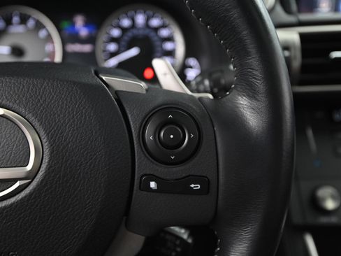 Used 2016 Lexus IS 300 image 29