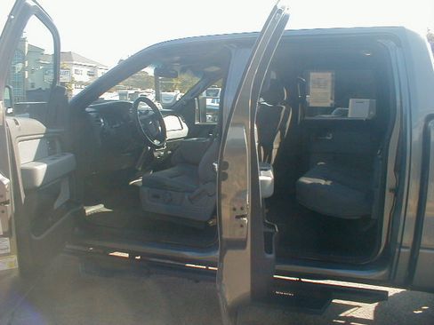 Used 2014 Ford F150 XLT image 5