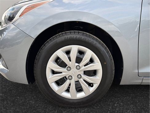 Used 2020 Hyundai Accent SE image 12