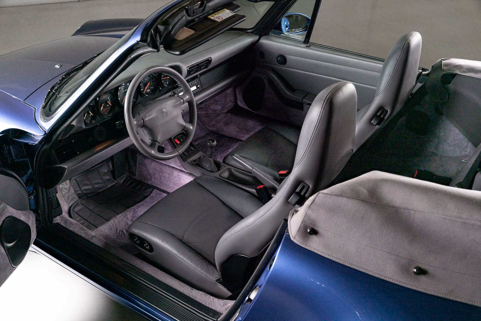 Used 1997 Porsche 911 Carrera Cabriolet RWD image 62