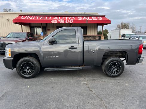 Used 2010 Chevrolet Silverado 1500 LS image 1