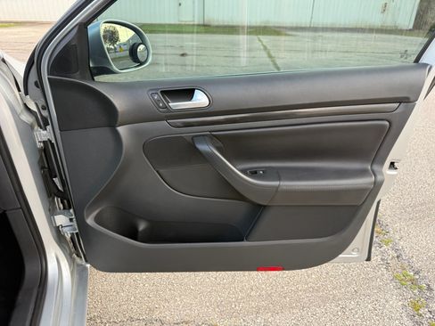 Used 2014 Volkswagen Jetta TDI image 76