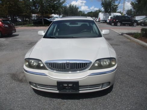 Used 2004 Lincoln LS image 3