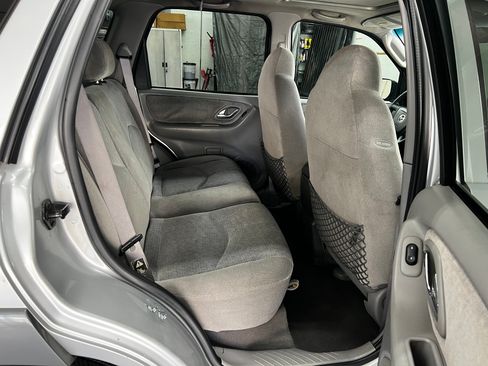 Used 2001 MAZDA Tribute LX image 13