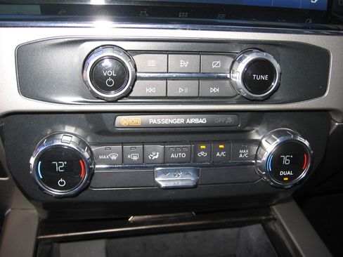 Used 2022 Ford F350 Tremor image 10