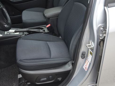 Used 2016 Subaru Forester 2.5i Premium AWD/4WD image 9