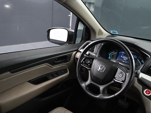 Used 2018 Honda Odyssey EX-L image 20