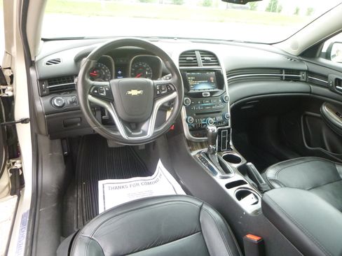 Used 2014 Chevrolet Malibu LTZ FWD image 19