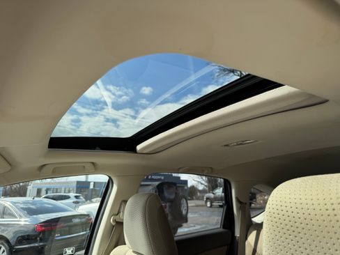 Used 2012 Honda CR-V EX image 10