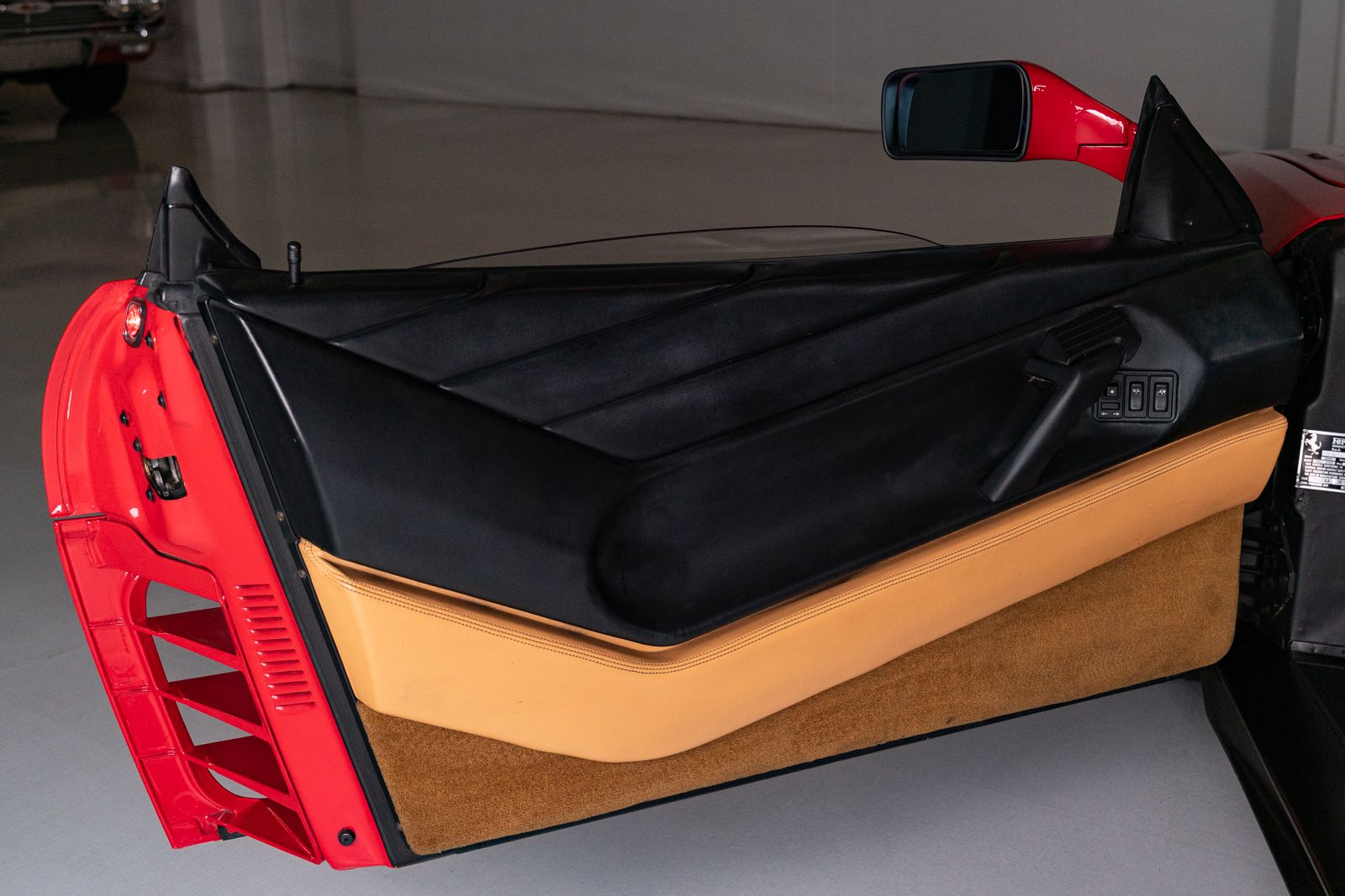 Used 1990 Ferrari 348 TS RWD image 65