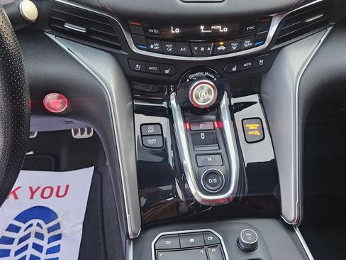 Used 2022 Acura TLX image 10