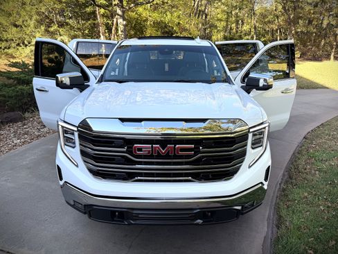 Used 2025 GMC Sierra 1500 SLT image 21