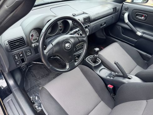 Used 2000 Toyota MR2 Spyder image 6