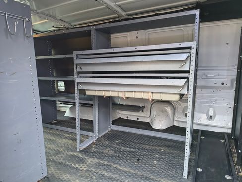 Used 2013 Ford E-250 and Econoline 250 image 13