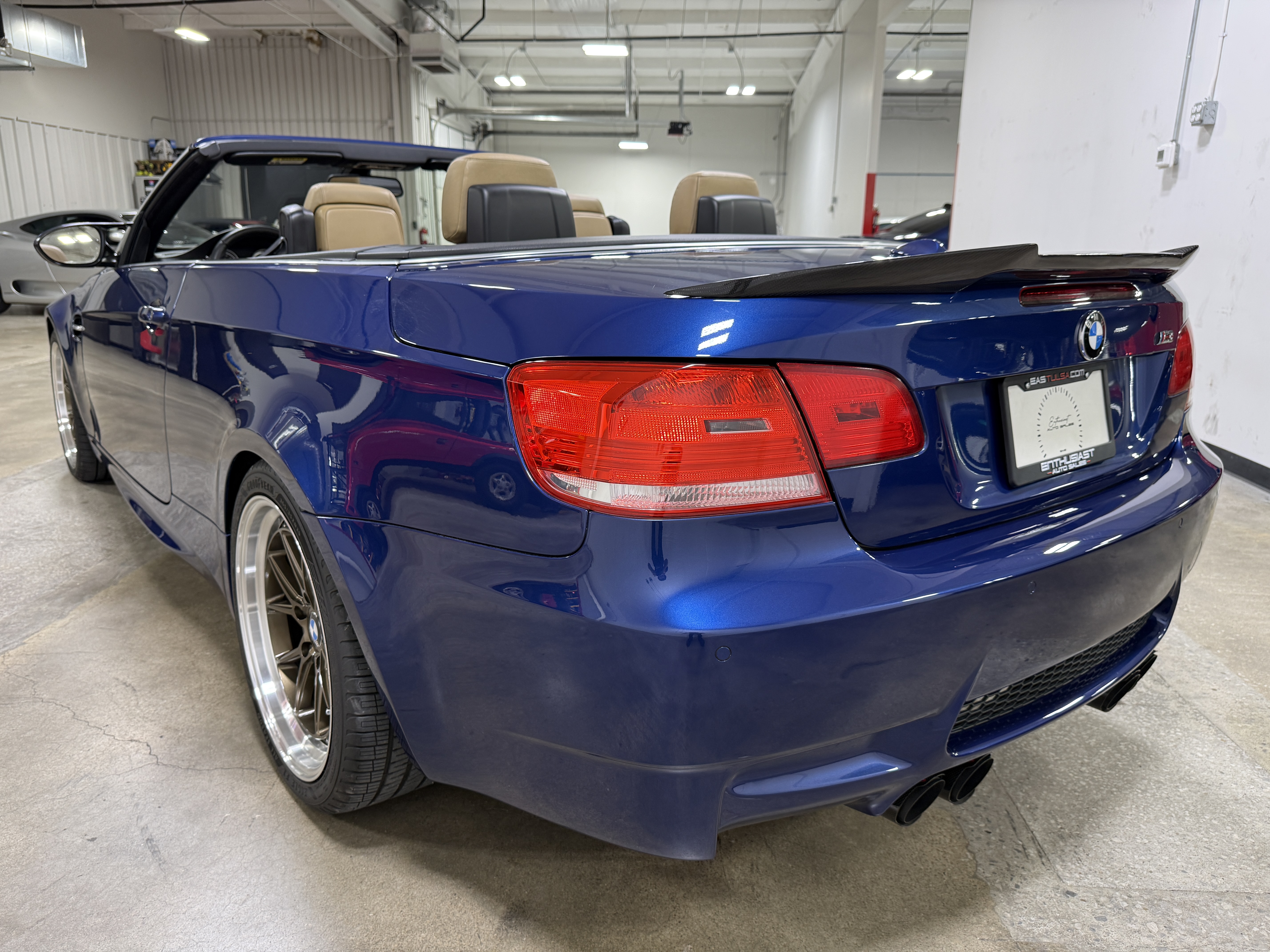 Used 2009 BMW M3 Convertible RWD image 7