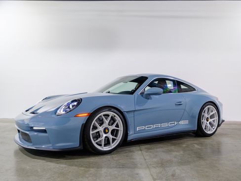 Used 2024 Porsche 911 S/T image 18