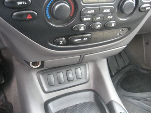 Used 2005 Toyota Sequoia SR5 image 12