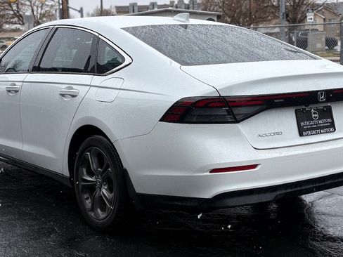 Used 2023 Honda Accord EX image 5