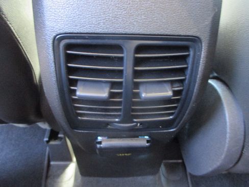 Used 2013 Ford Escape SEL image 10