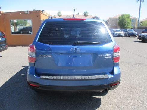 Used 2015 Subaru Forester 2.5i Premium Sport Utility 4D AWD/4WD image 10
