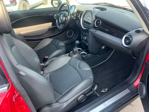 Used 2011 MINI Cooper Clubman S image 18