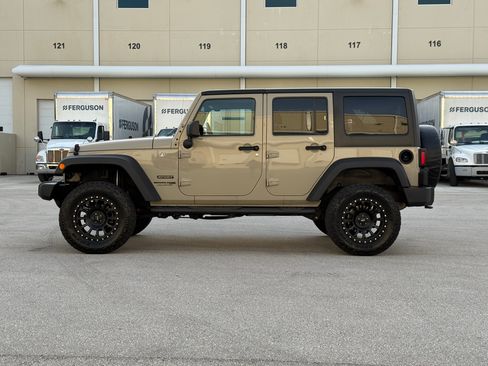 Used 2018 Jeep Wrangler Unlimited Sport S AWD/4WD image 6