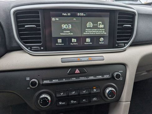 Used 2020 Kia Sportage LX image 12