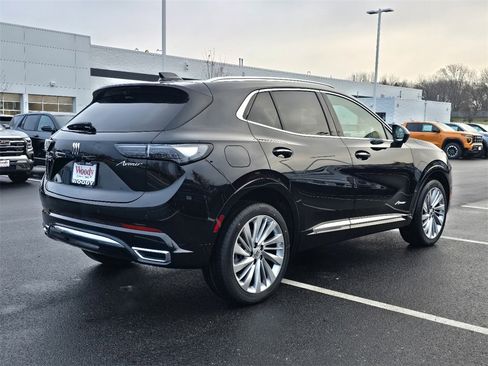 New 2026 Buick Envision Avenir image 8