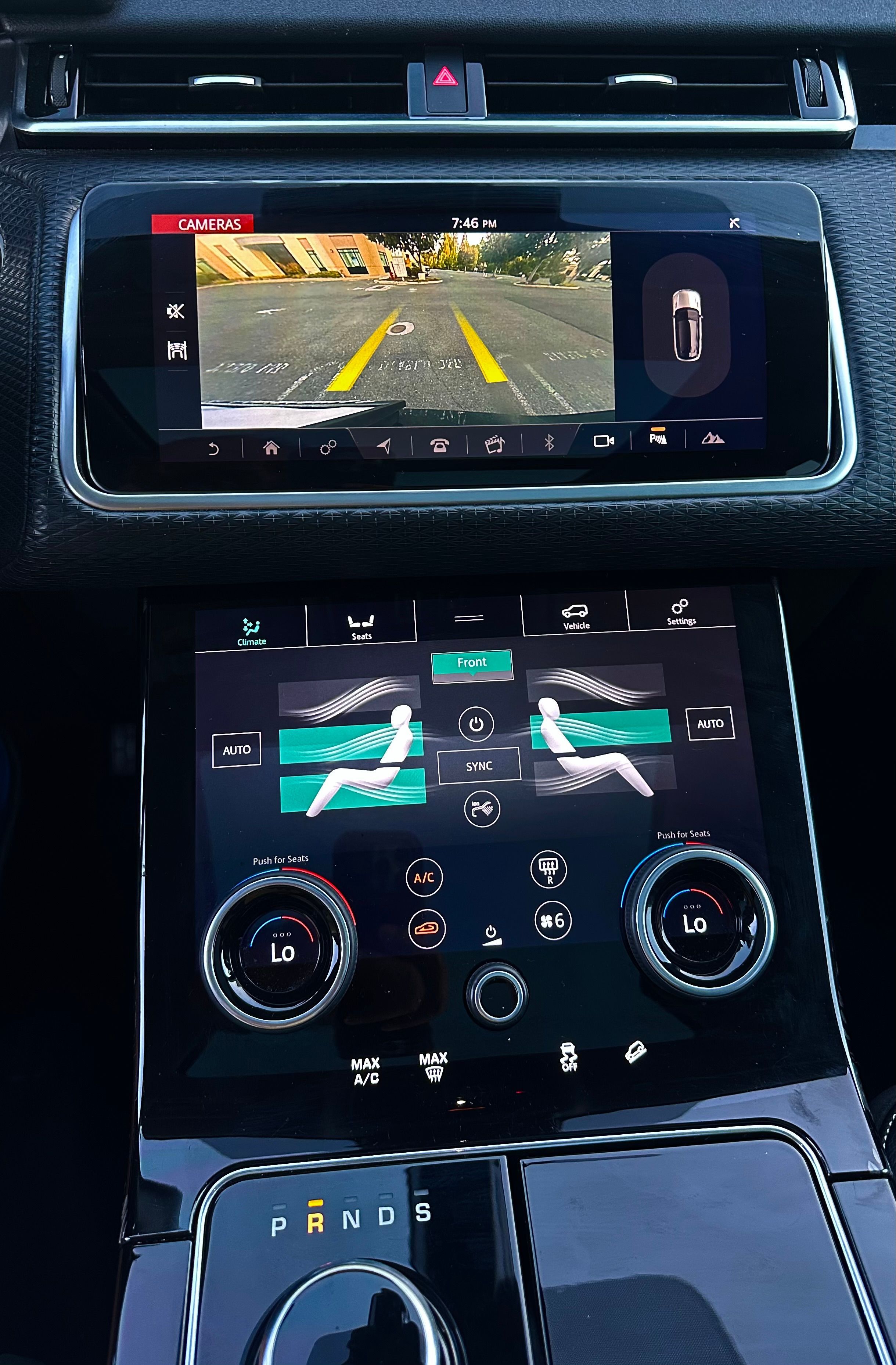 Used 2018 Land Rover Range Rover Velar S AWD/4WD image 29