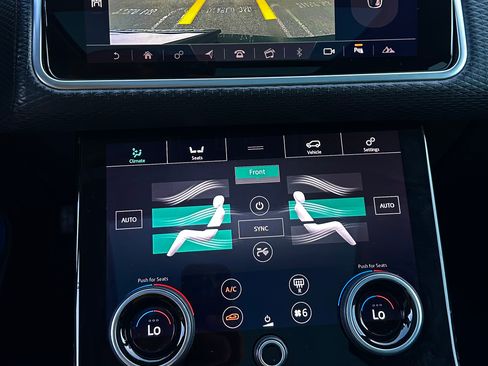 Used 2018 Land Rover Range Rover Velar S AWD/4WD image 29
