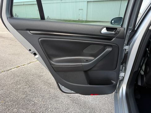 Used 2014 Volkswagen Jetta TDI image 80