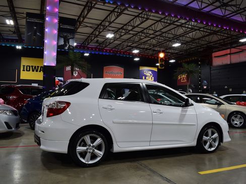 Used 2009 Toyota Matrix S image 8