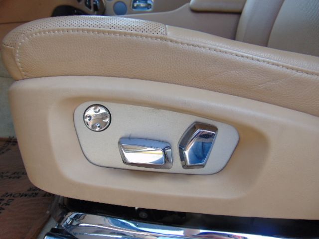 Used 2011 Rolls-Royce Ghost UNAVAIL RWD image 12