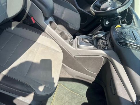 Used 2014 Ford Escape FWD SE image 4