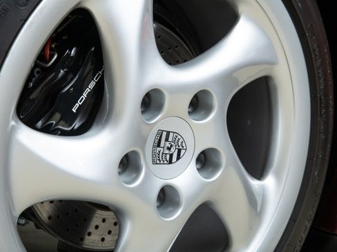 Used 1997 Porsche 911 Coupe RWD image 68