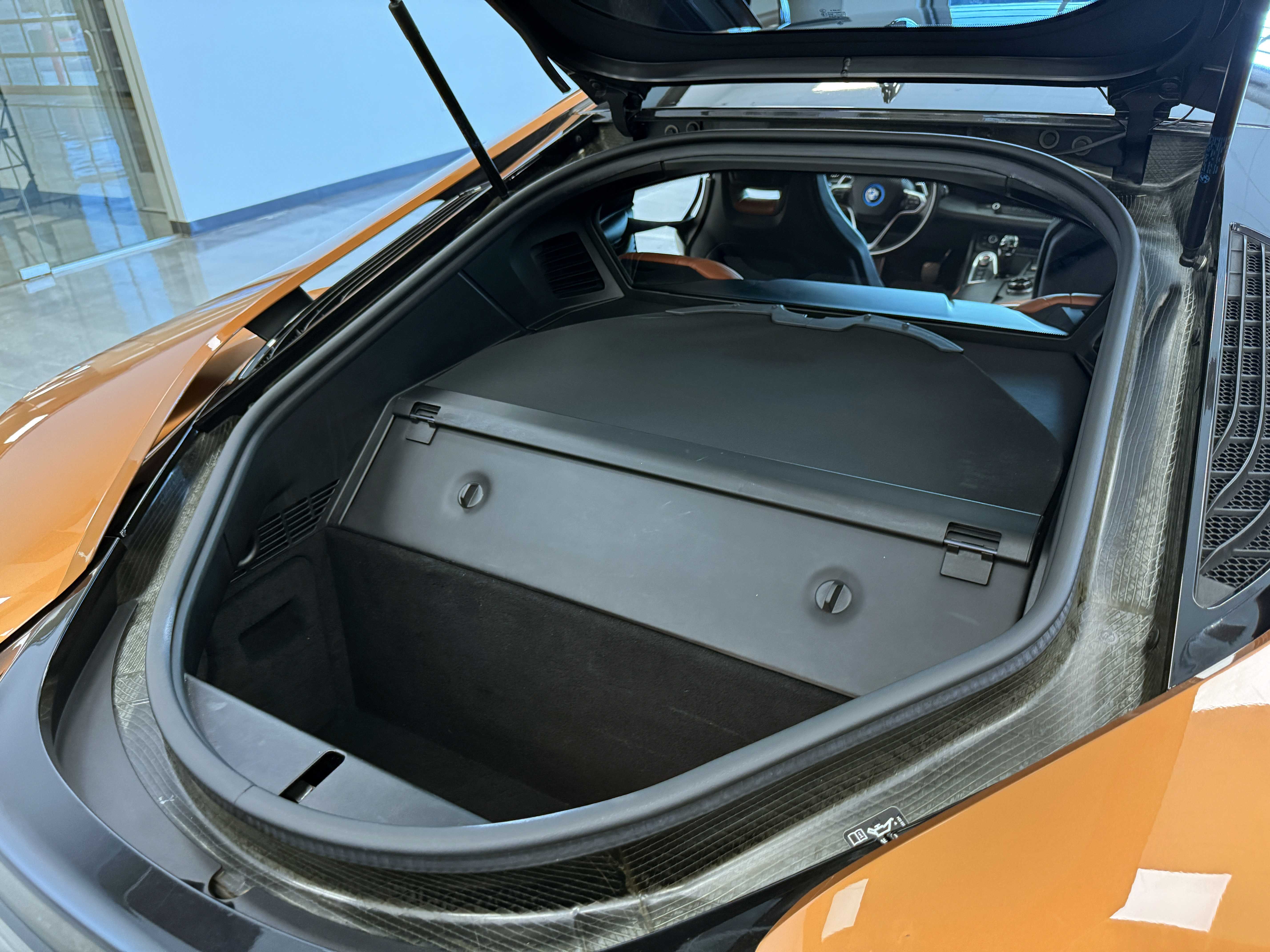 Used 2019 BMW i8 Coupe AWD/4WD image 38