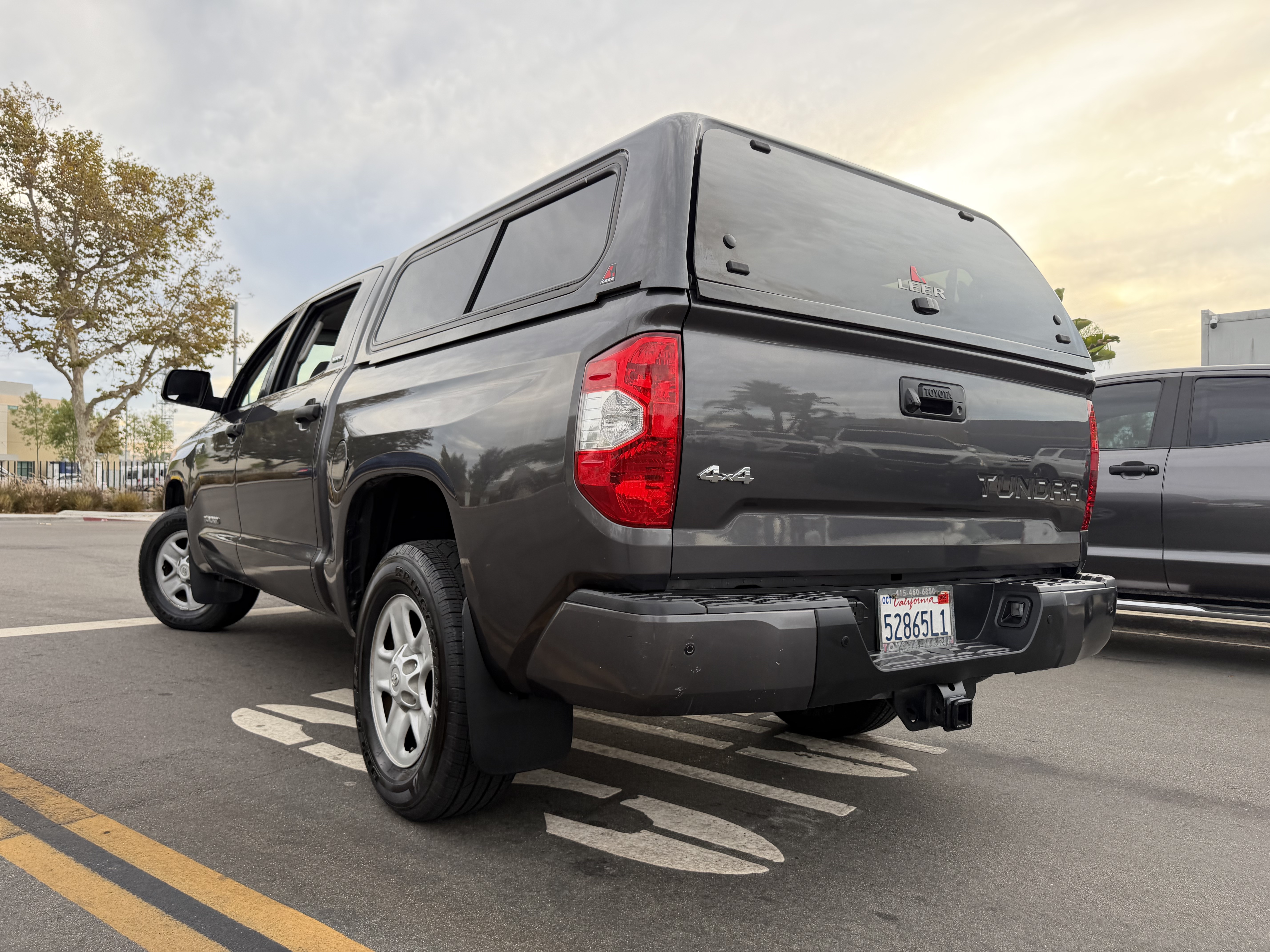 Used 2017 Toyota Tundra 4x4 CrewMax SR5 image 7