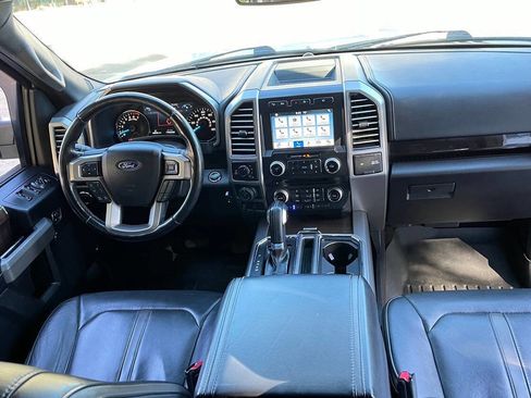 Used 2017 Ford F150 Platinum image 14