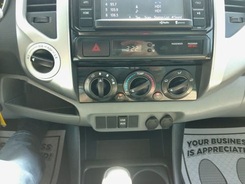 Used 2014 Toyota Tacoma SR5 image 52