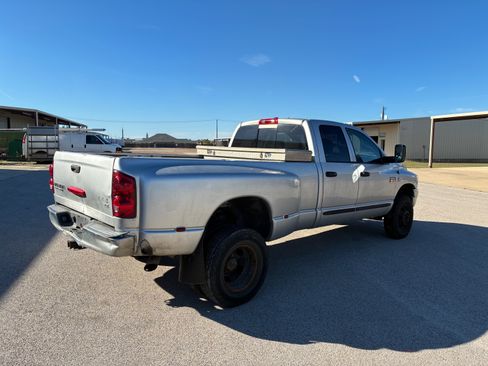 Used 2007 Dodge Ram 3500 Truck SLT image 8