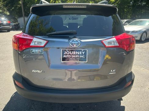Used 2015 Toyota RAV4 AWD LE image 4