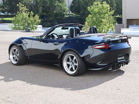 Used 2016 MAZDA MX-5 Miata Club image 19