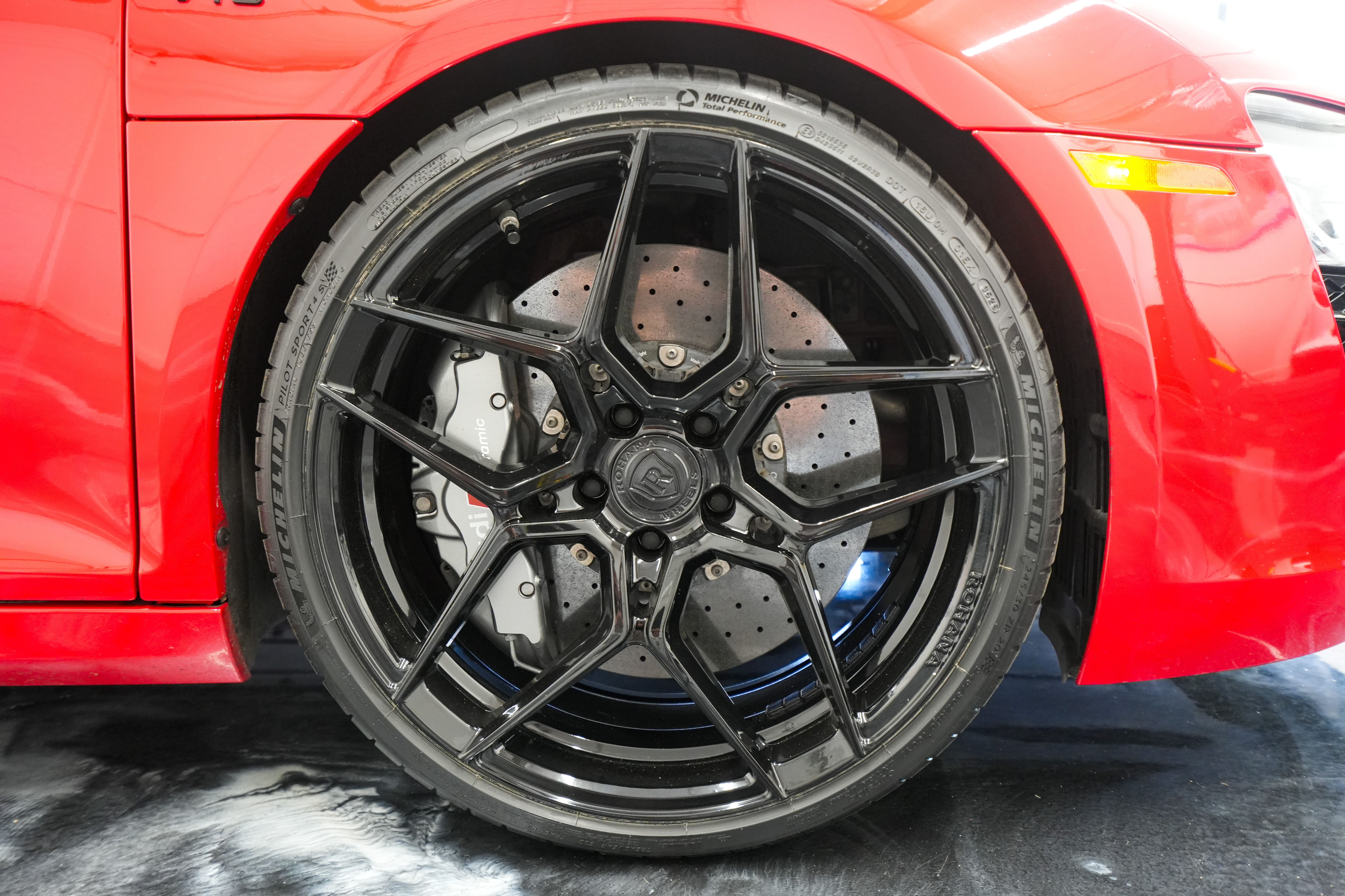Used 2014 Audi R8 V10 plus Coupe AWD/4WD image 29