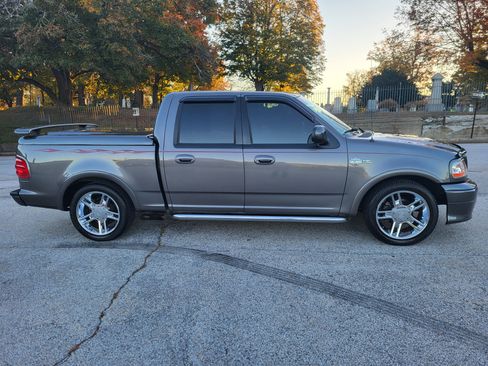 Used 2002 Ford F150 Harley-Davidson image 3