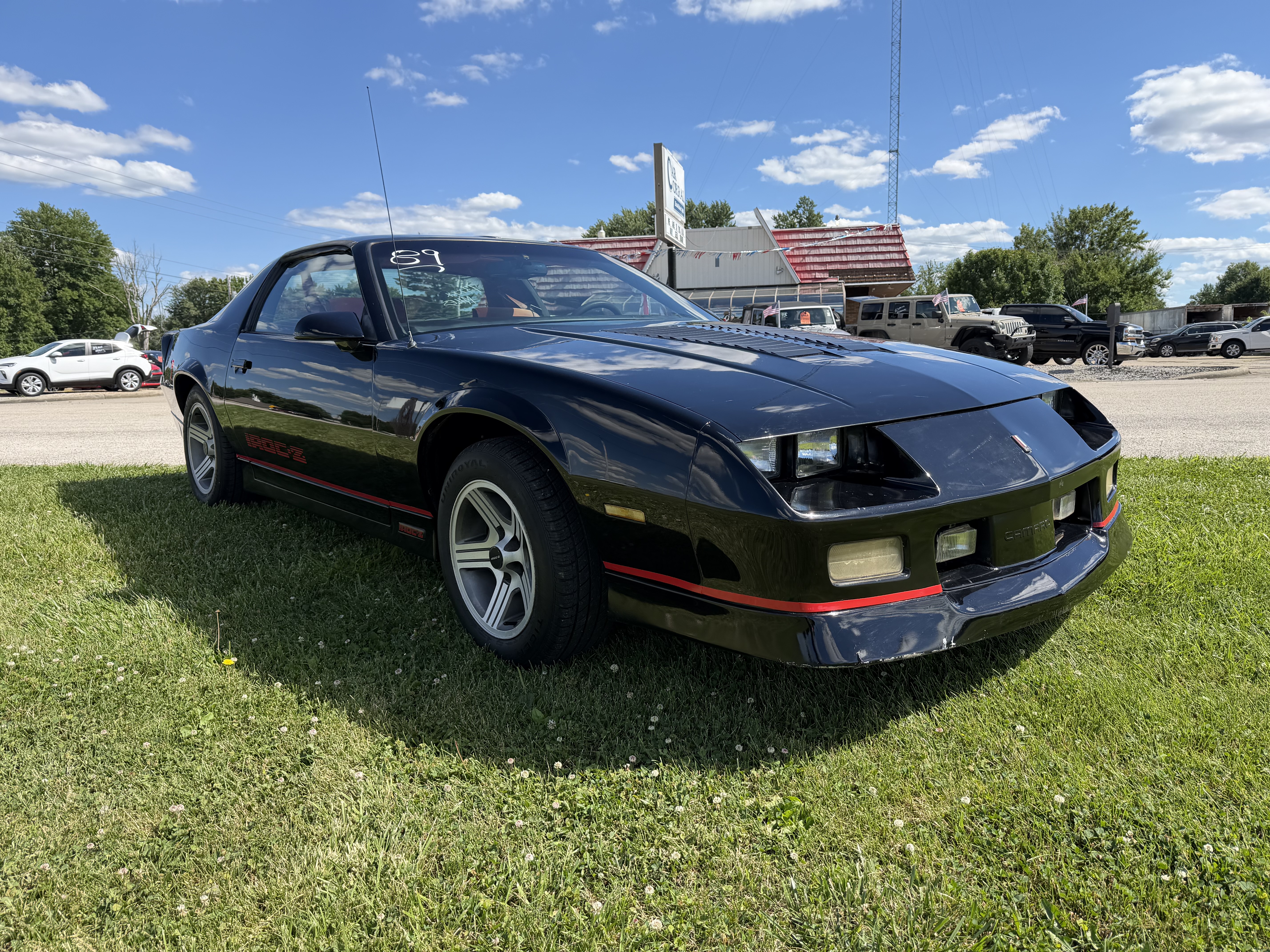 Used 1989 Chevrolet Camaro IROC-Z RWD image 5